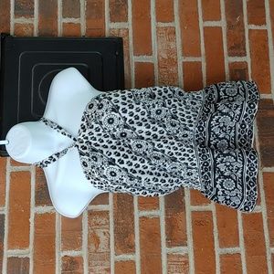 Loft Black and White Peplum Halter Top Size 0